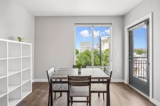 Photo #4: 21240881 Listing 