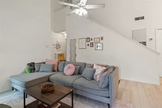 Photo #4: 21240961 Listing 