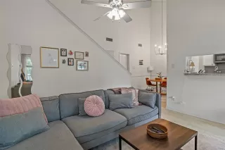 Photo #5: 21240961 Listing 