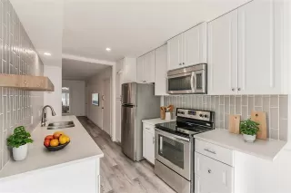 Photo #6: 21241215 Listing 