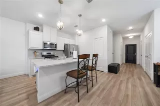 Photo #4: 21241253 Listing 