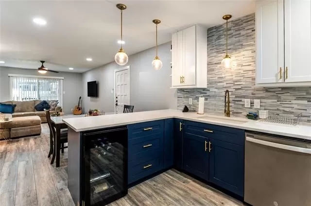 MLS: 21241284 Condo For Sale