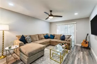 Photo #5: 21241284 Listing 