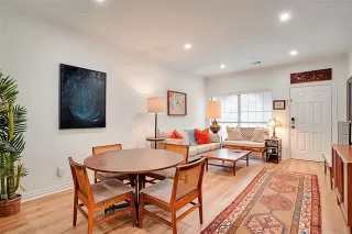 Photo #6: 21241474 Listing 