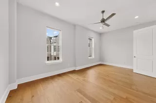 Photo #4: 21241626 Listing 