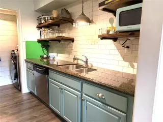 Photo #4: 21242324 Listing 