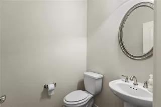 Photo #4: 21242601 Listing 