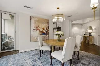 Photo #5: 21242627 Listing 