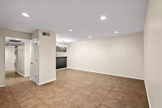 Photo #5: 21242801 Listing 