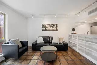 Photo #4: 21243031 Listing 