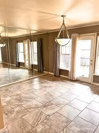 Photo #3: 21243347 Listing 