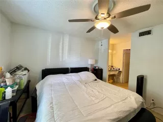 Photo #5: 21243490 Listing 