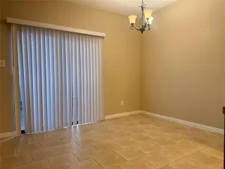 Photo #5: 21243631 Listing 