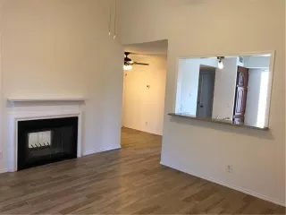 Photo #4: 21243647 Listing 