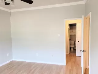 Photo #4: 21243832 Listing 