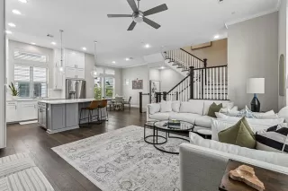 Photo #2: 21243870 Listing 