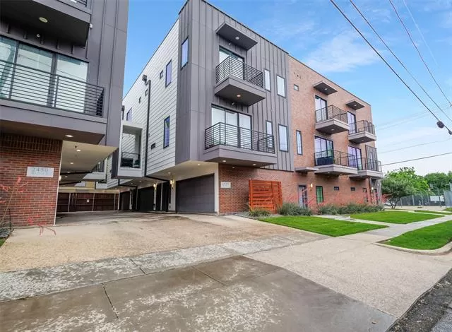 MLS: 21244131 Condo For Sale