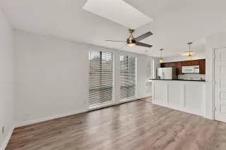 Photo #2: 21244352 Listing 