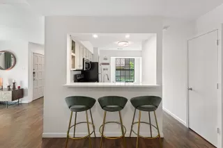 Photo #4: 21244796 Listing 