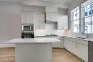 Photo #2: 21244844 Listing 