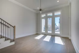 Photo #5: 21244844 Listing 