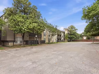 Photo #2: 21244845 Listing 