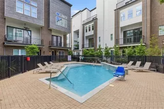 Photo #3: 21245341 Listing 