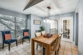 Photo #5: 21245401 Listing 