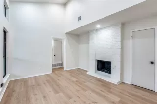 Photo #5: 21245877 Listing 