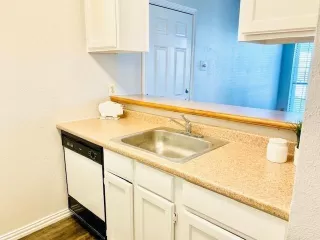 Photo #5: 21246259 Listing 