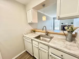 Photo #4: 21246275 Listing 