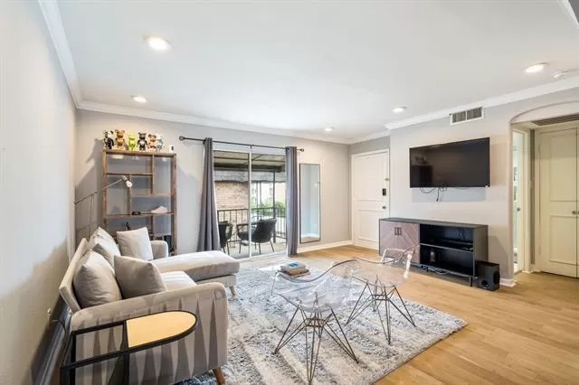 MLS: 21246516 Condo For Sale