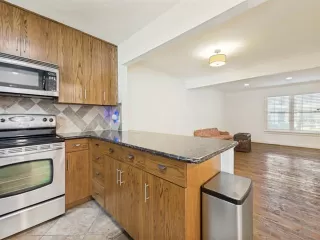 Photo #5: 21246648 Listing 