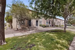 Photo #6: 21246749 Listing 