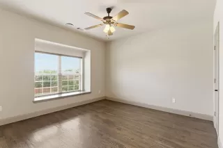 Photo #6: 21246781 Listing 