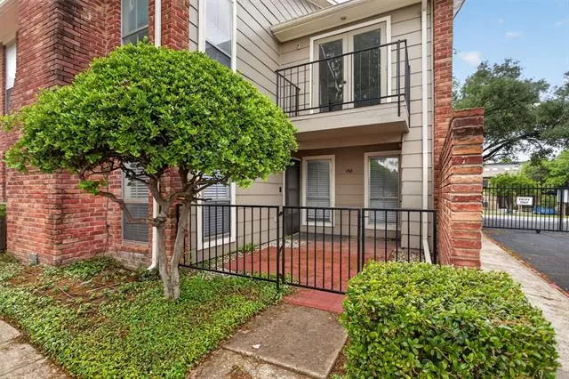 MLS: 21247307 Condo For Sale