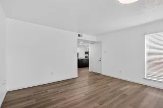 Photo #3: 21247307 Listing 