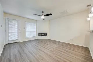 Photo #2: 21247328 Listing 