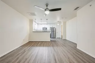 Photo #4: 21247328 Listing 