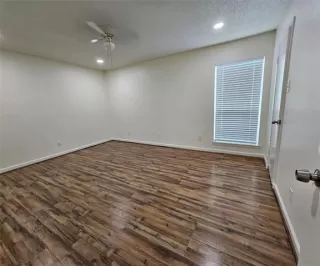 Photo #4: 21248071 Listing 