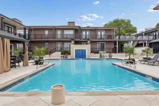 Photo #4: 21248112 Listing 