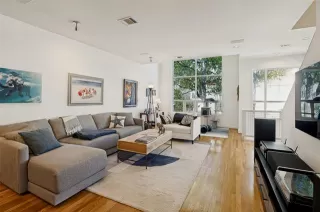 Photo #5: 21248505 Listing 