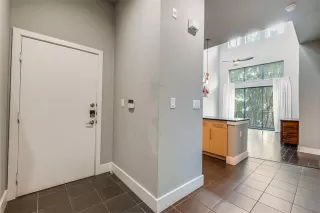 Photo #2: 21248739 Listing 