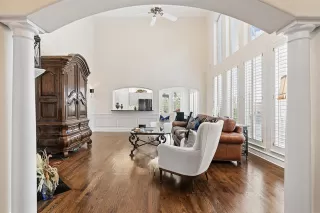 Photo #2: 21248819 Listing 