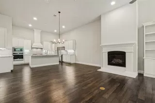 Photo #5: 21248835 Listing 