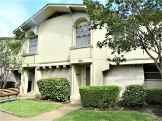 Photo #2: 21248872 Listing 