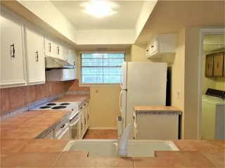 Photo #6: 21248872 Listing 