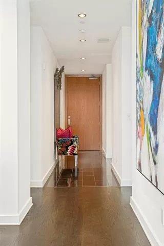 Photo #2: 21249209 Listing 