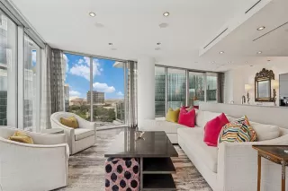 Photo #4: 21249209 Listing 