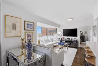 Photo #5: 21249323 Listing 